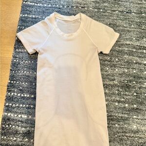 lululemon athletica swiftly Short Sleeve Tee - white
